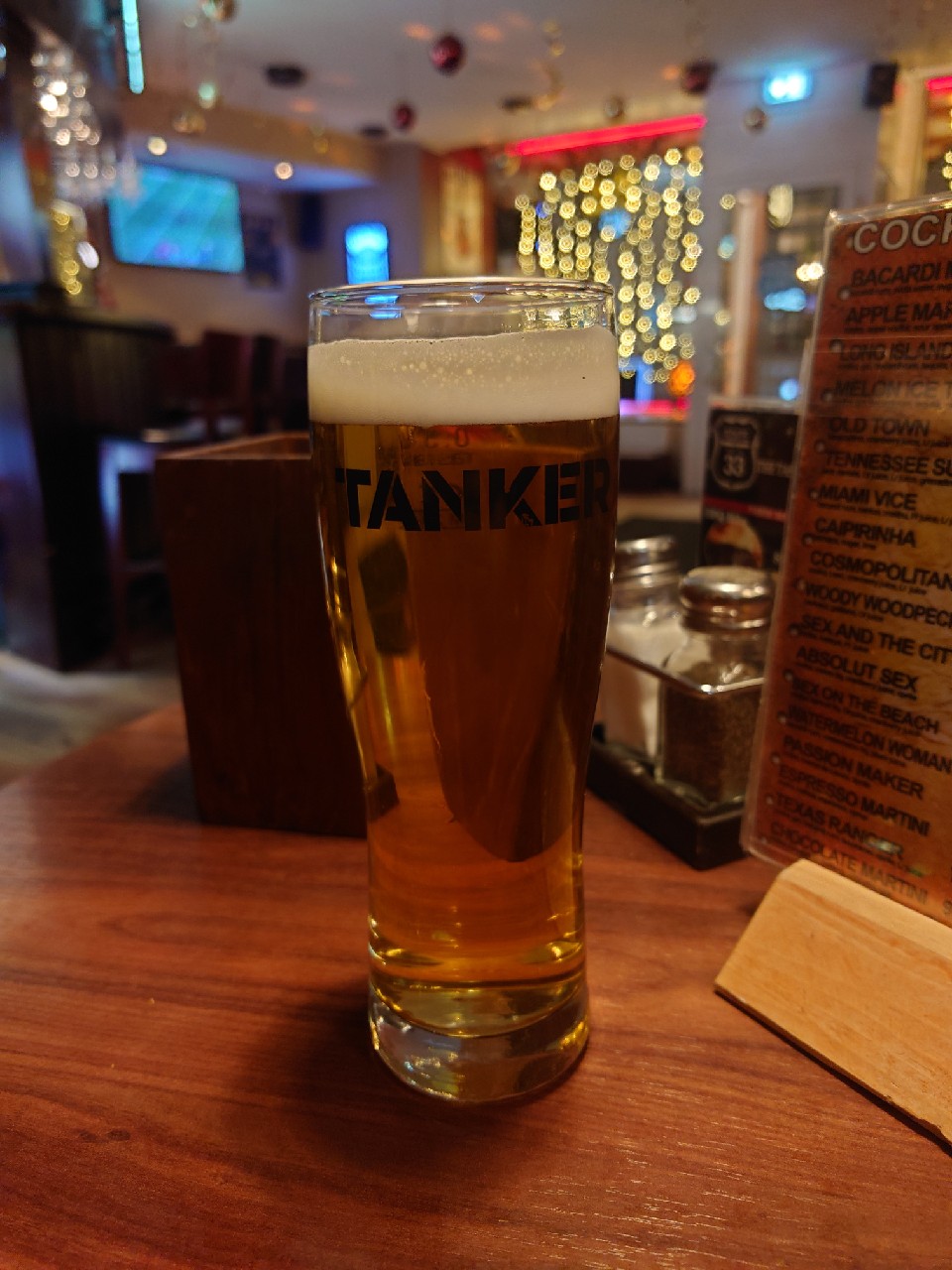 Tanker Select, Estonia