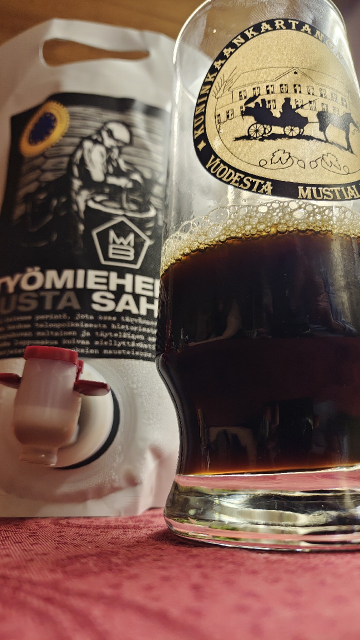 Työmiehen Musta Sahti, Finland