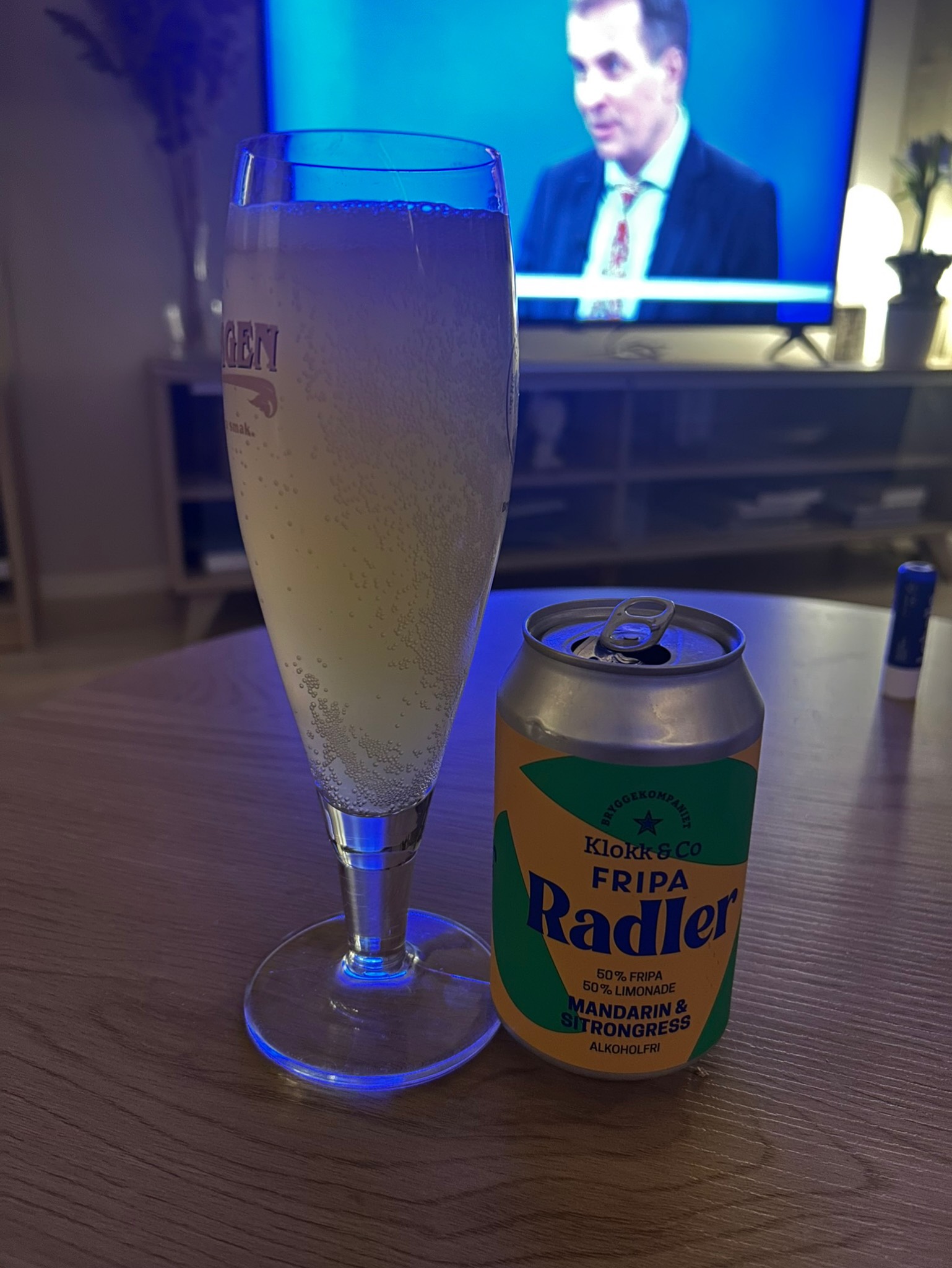 Fripa radler mandarin & sitrongress, Klokk & Co.