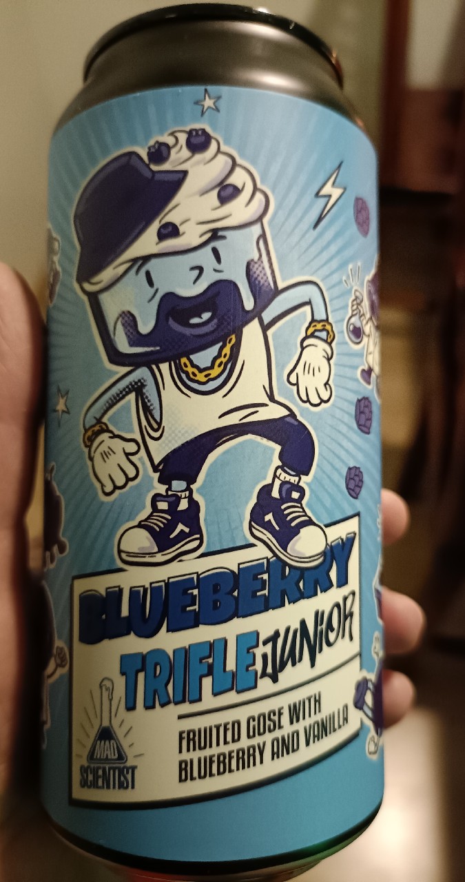 Blueberry Trifle Junior, Hungary