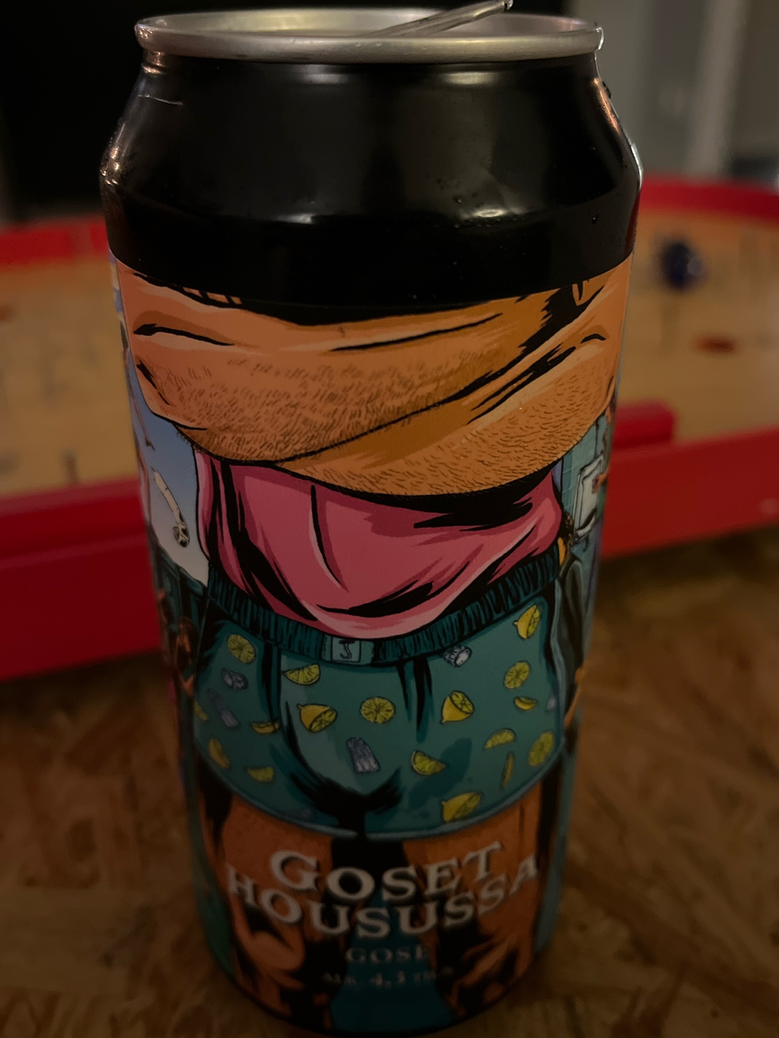 Goset Housussa, Finland