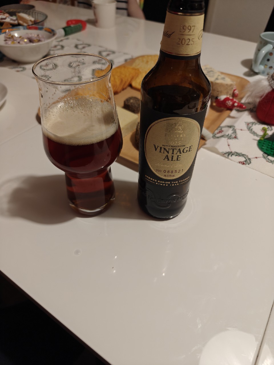 Vintage Ale (2025), Fuller's Griffin Brewery (Asahi Breweries)