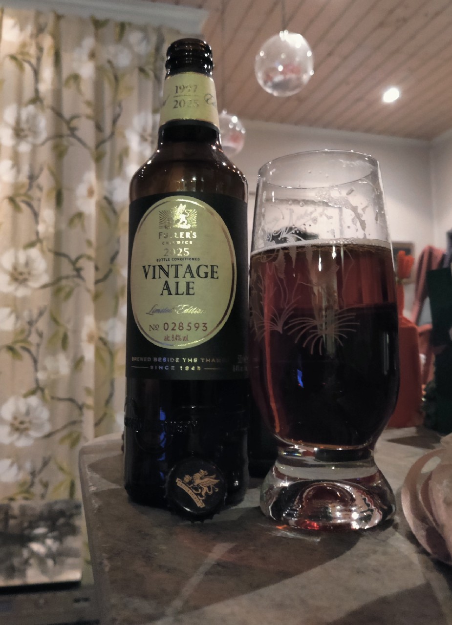 Vintage Ale (2025), Fuller's Griffin Brewery (Asahi Breweries)