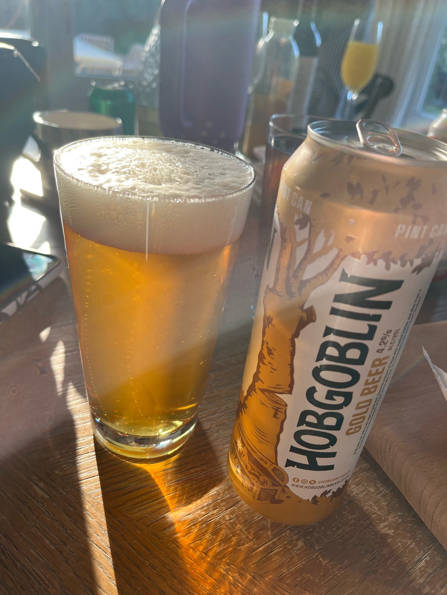 Hobgoblin Gold, Wychwood Brewery (Marston's Brewery)