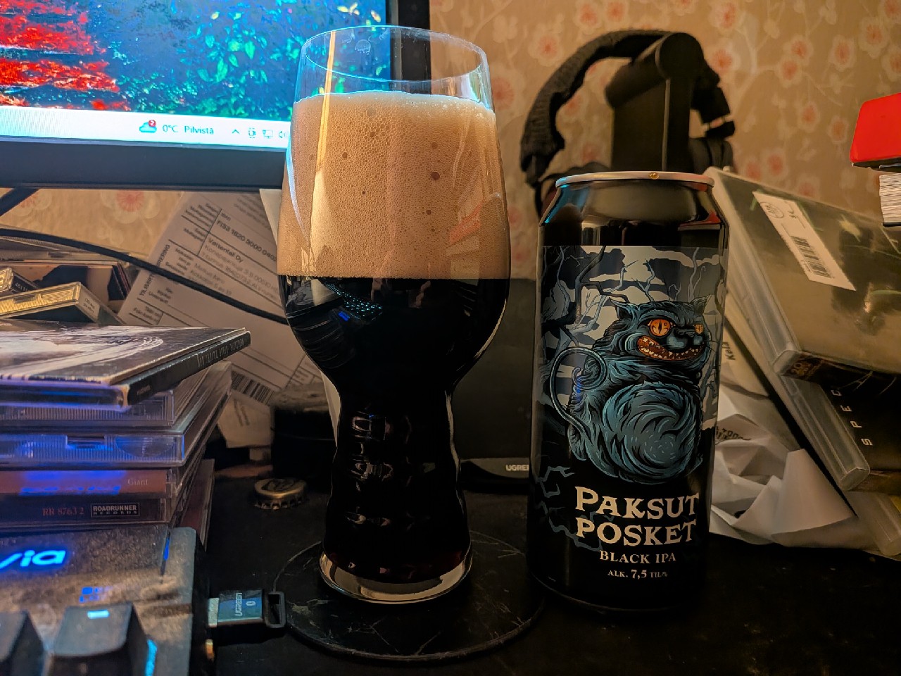 Paksut Posket, Finland