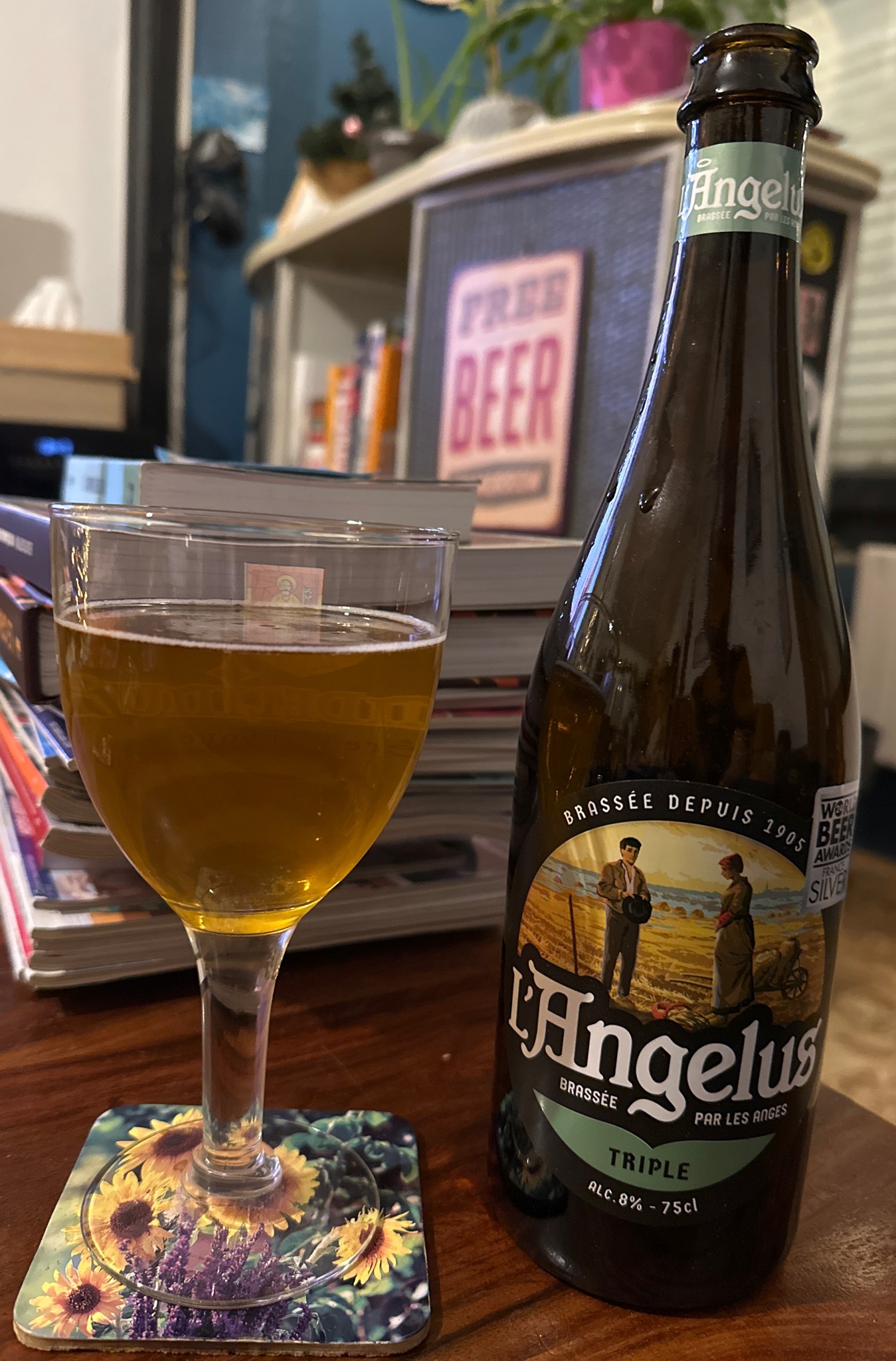 L'Angelus Triple, France