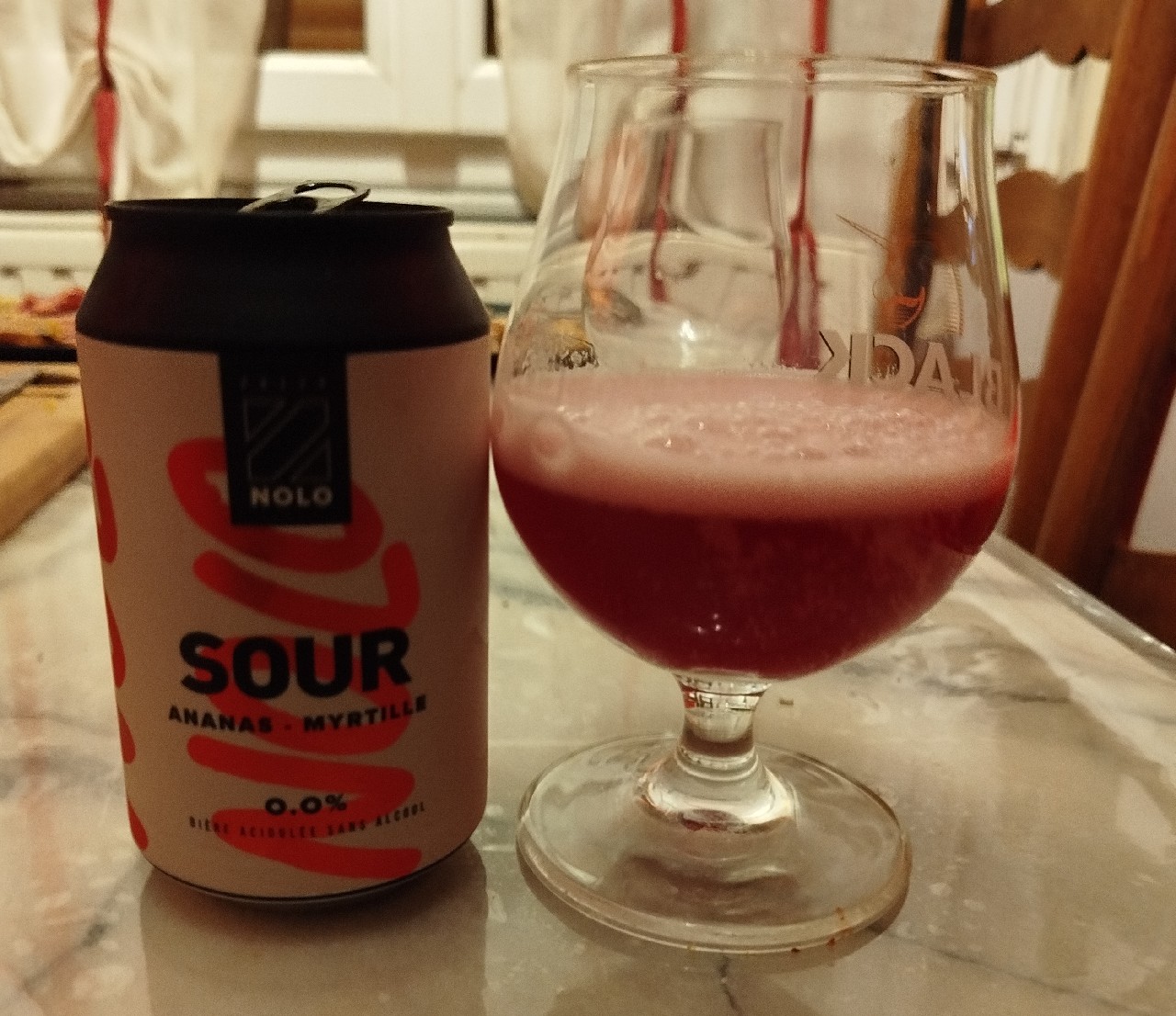 Nolo Sour Ananas Myrtille, Prizm Brewing Co.
