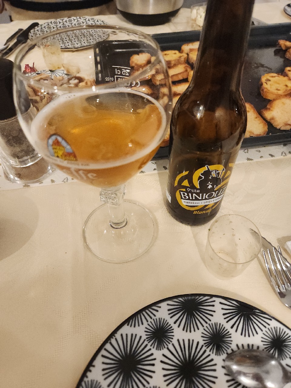 P'tite Biniouz Blonde, Brasserie Régionale De L'Ouest (Ex L'Hirondelle - Ménez Bré)