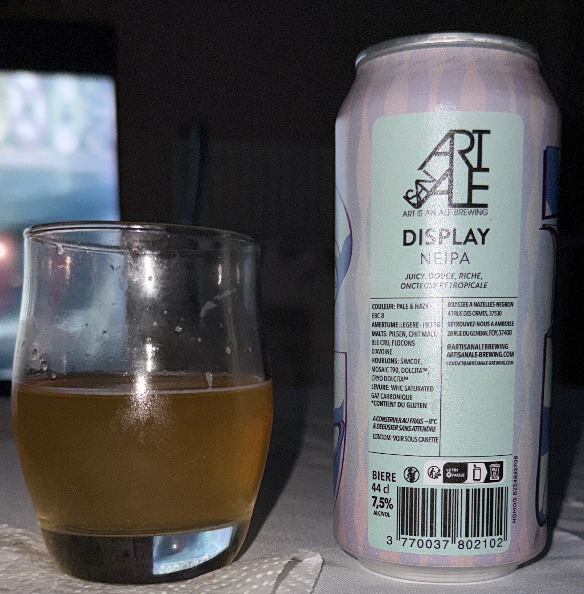 Display, Art Is An Ale Brewing