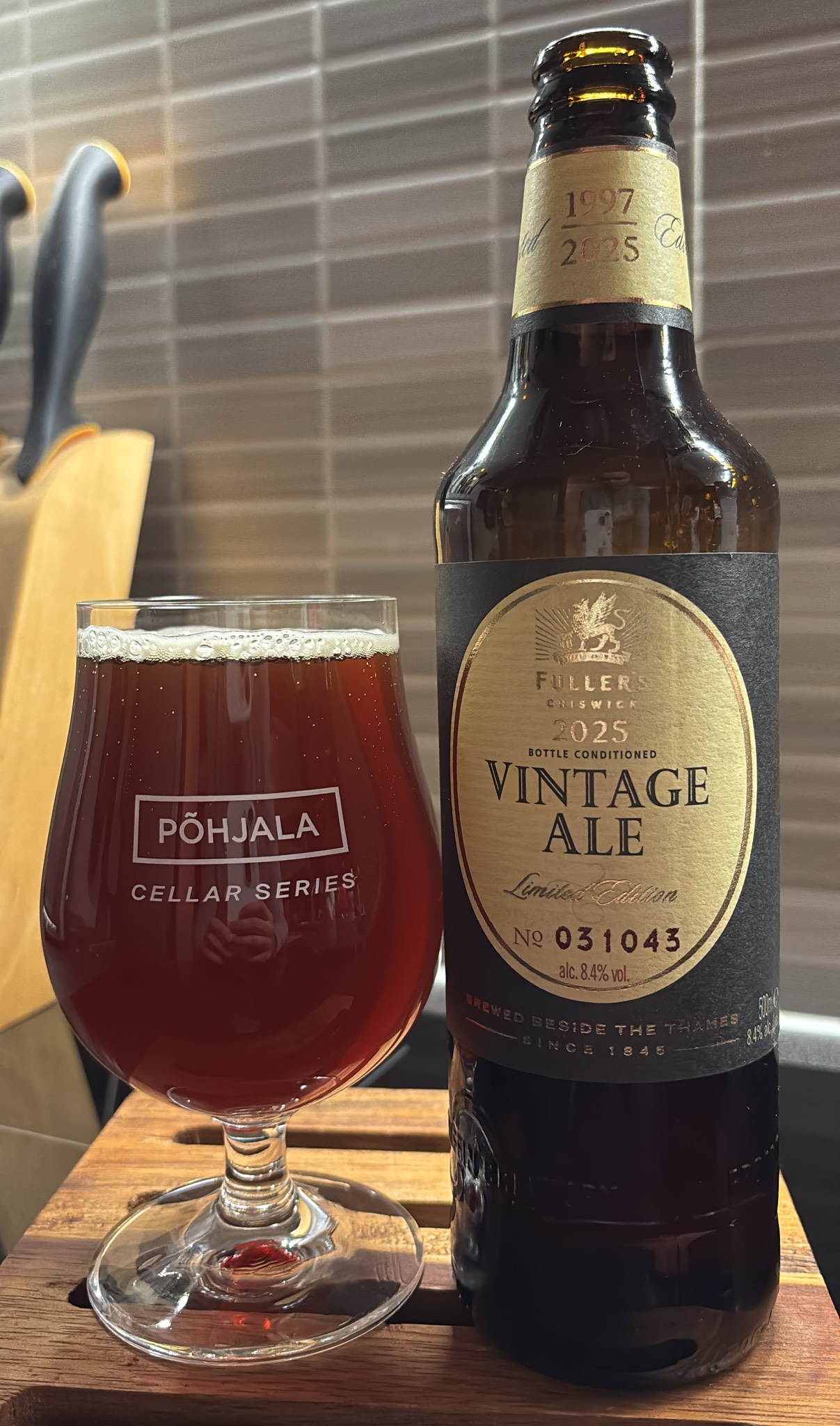 Vintage Ale (2025), Fuller's Griffin Brewery (Asahi Breweries)