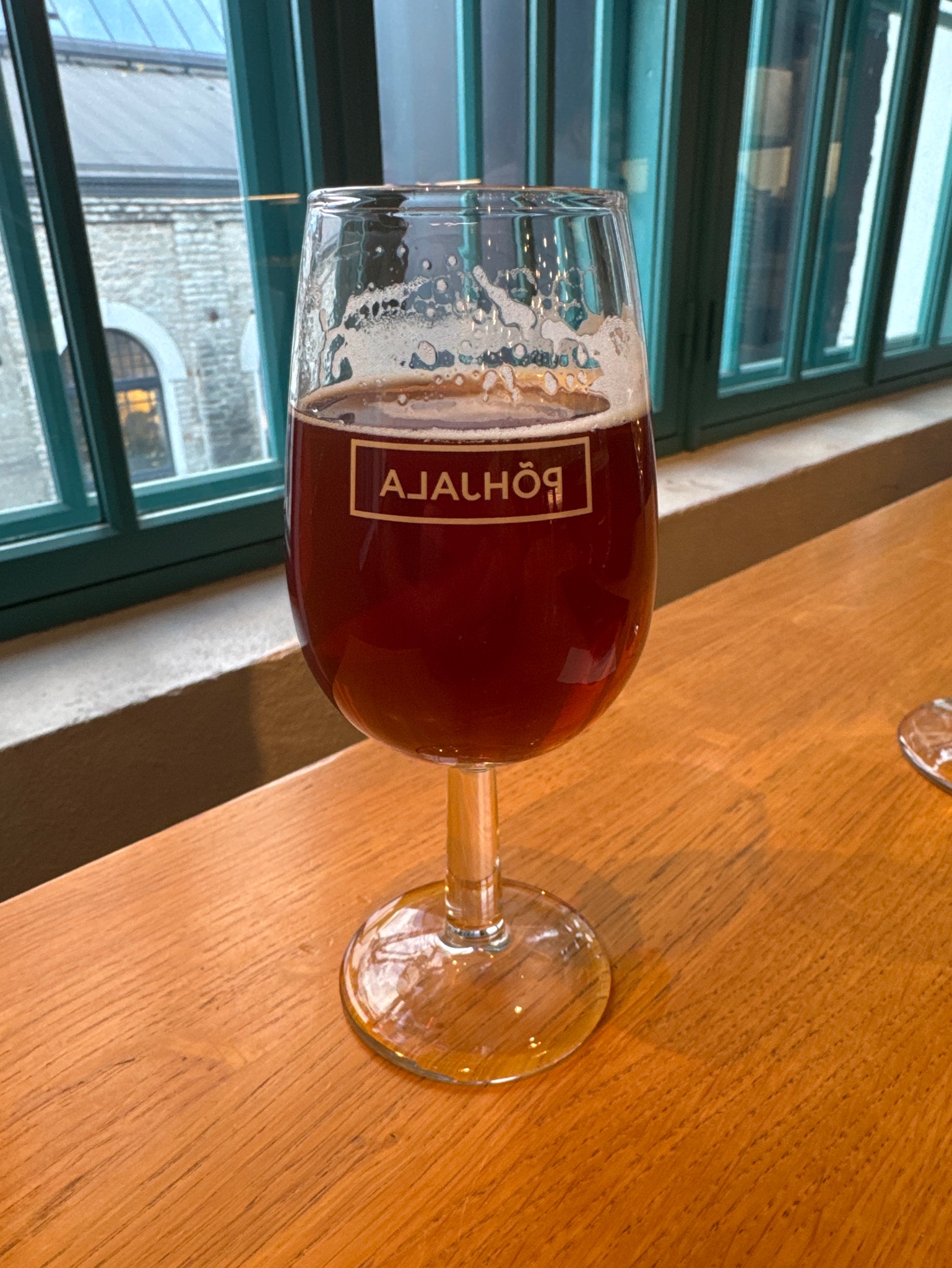 Punane Laager, Estonia