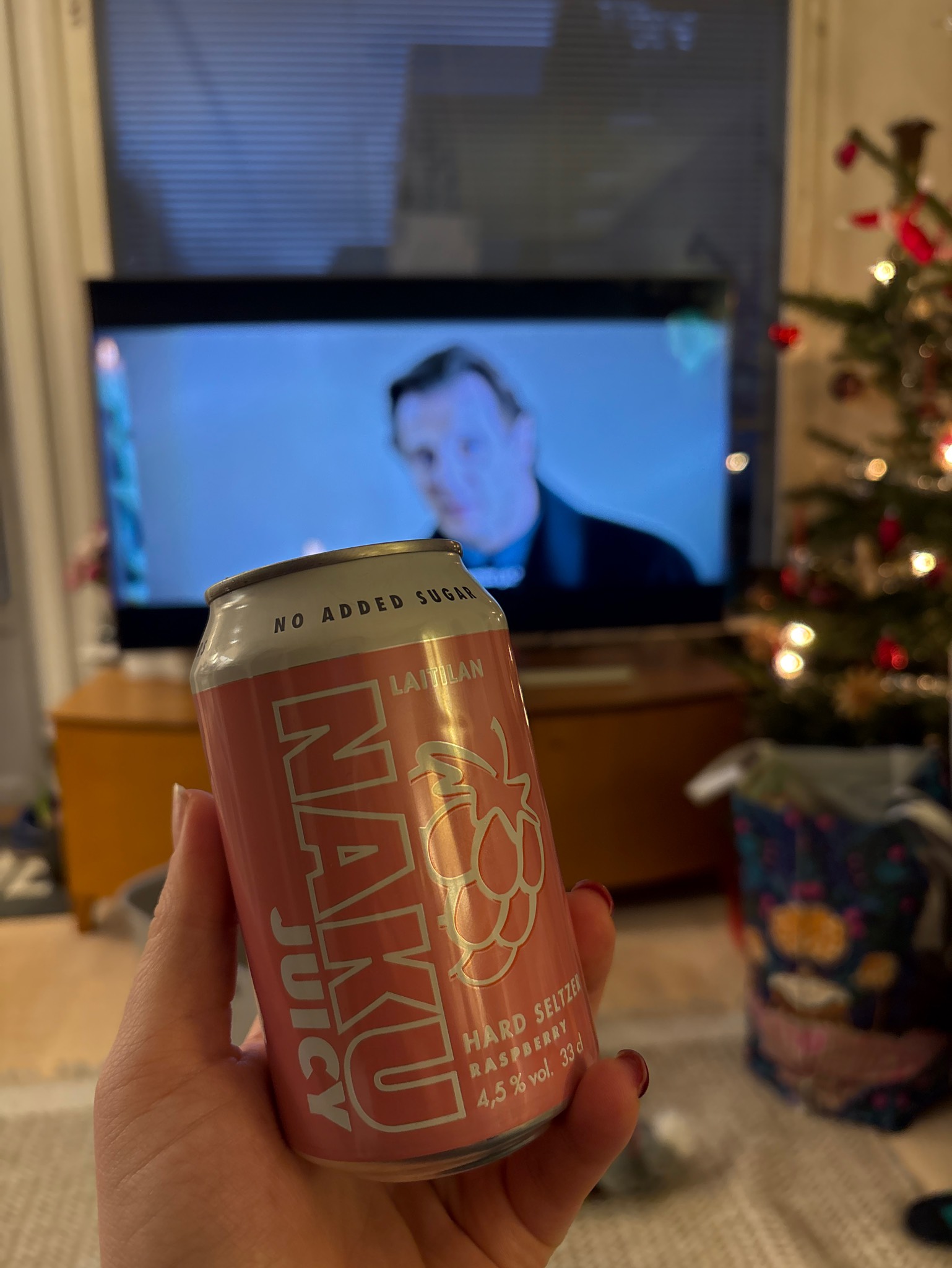 Naku Juicy Hard Seltzer Raspberry, Finland