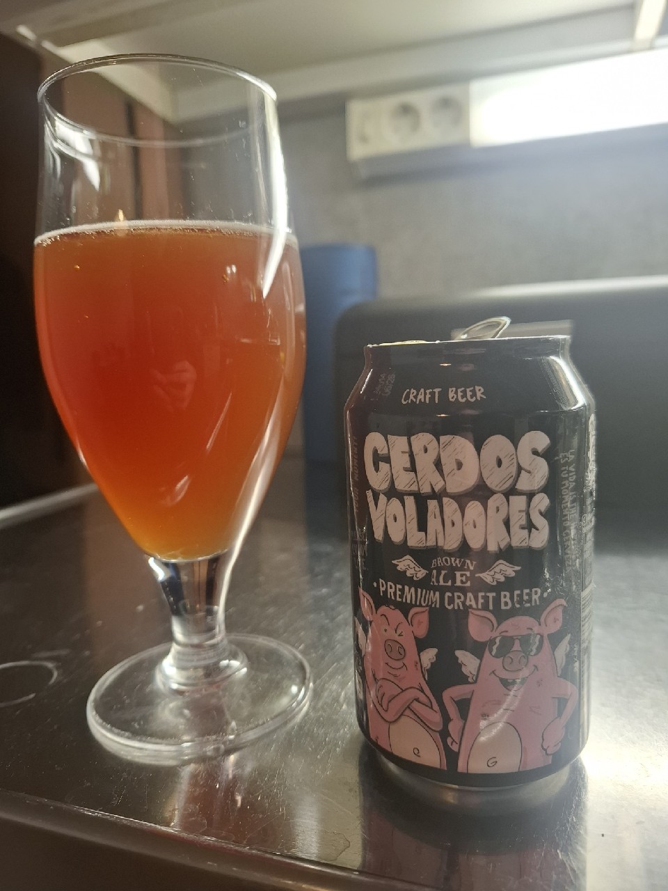 Cerdos Voladores Brown Ale, Barcelona Beer Company