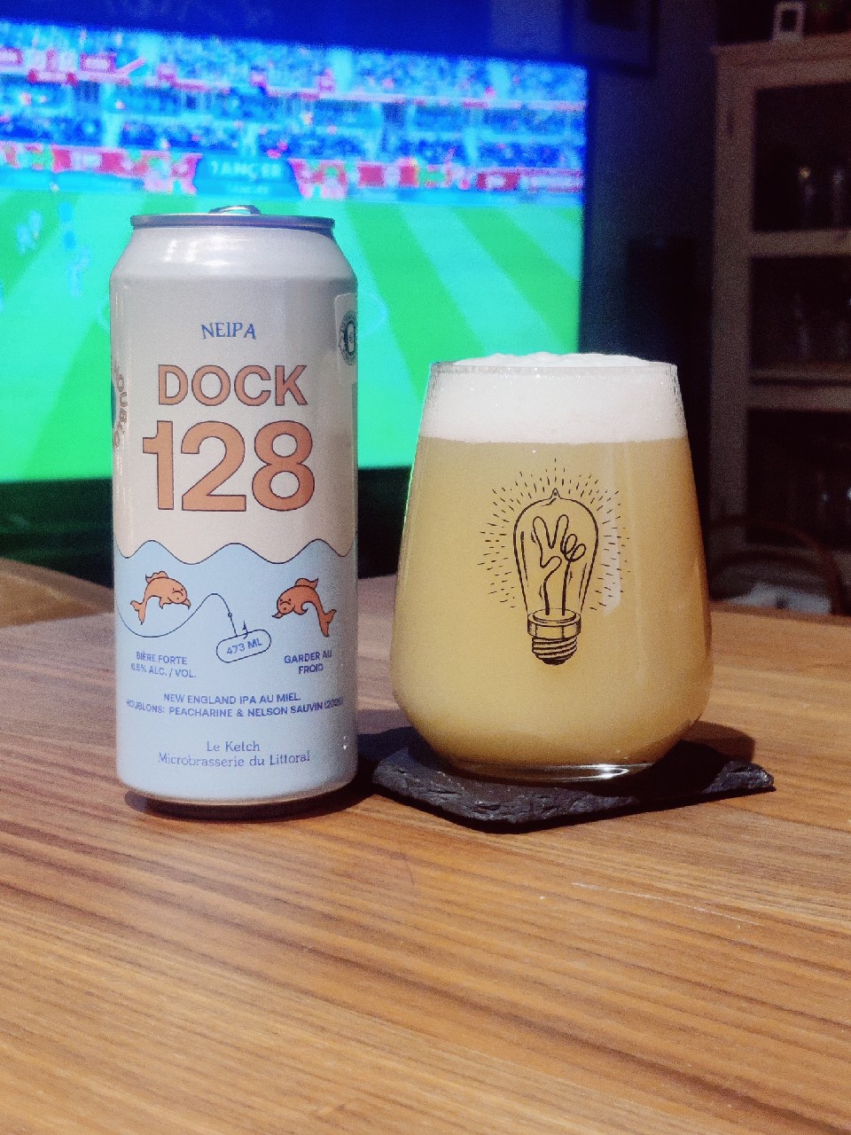 Dock 128 - PEACHARINE & NELSON SAUVIN, Le Ketch