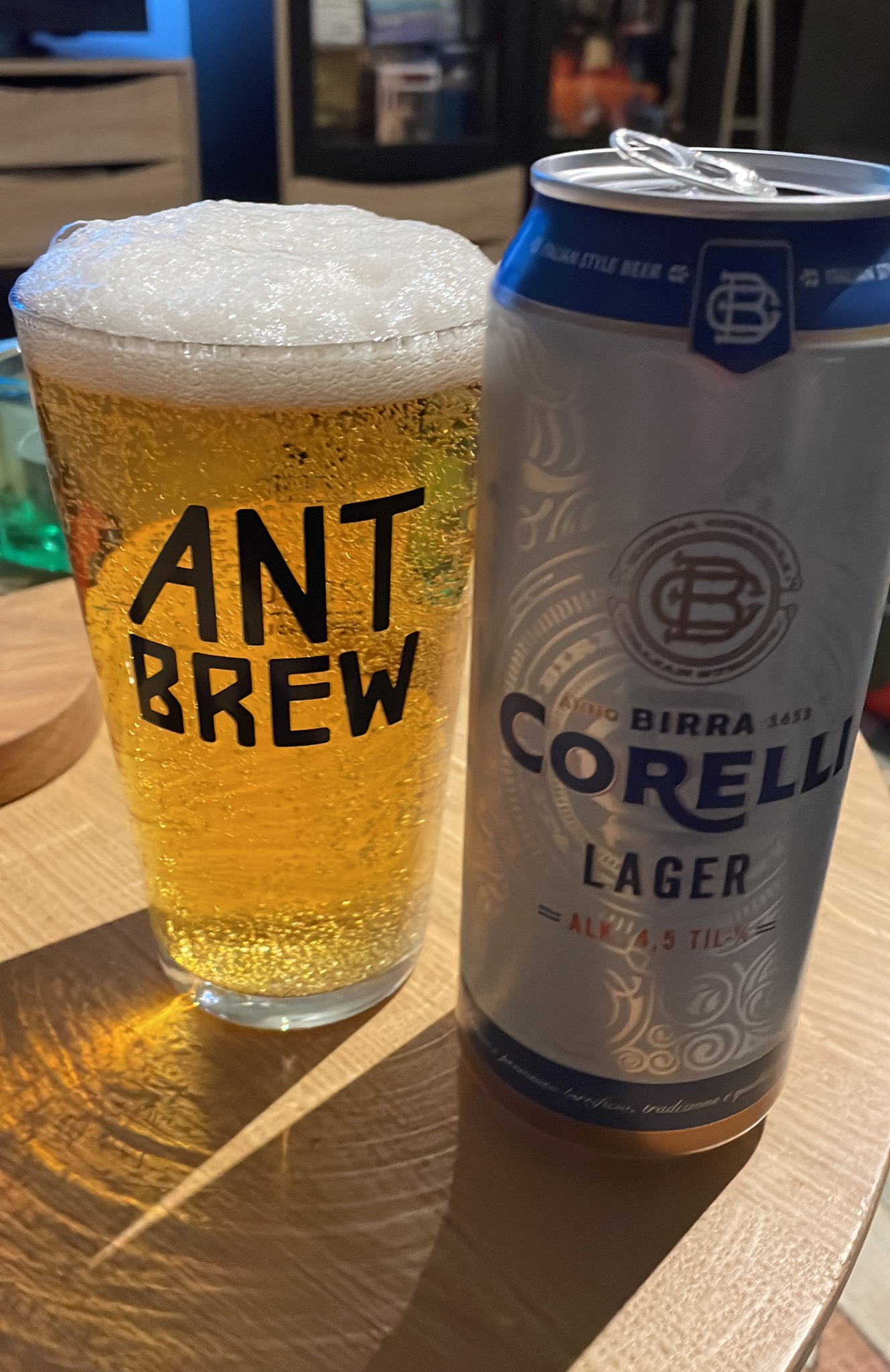 Birra Corelli Lager, Font Salem (Damm)