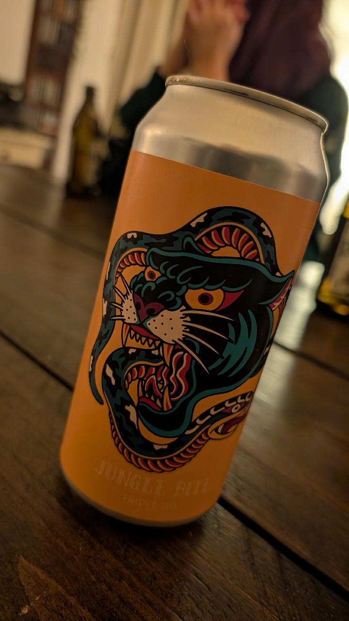 Jungle Bite, Schwarze Rose