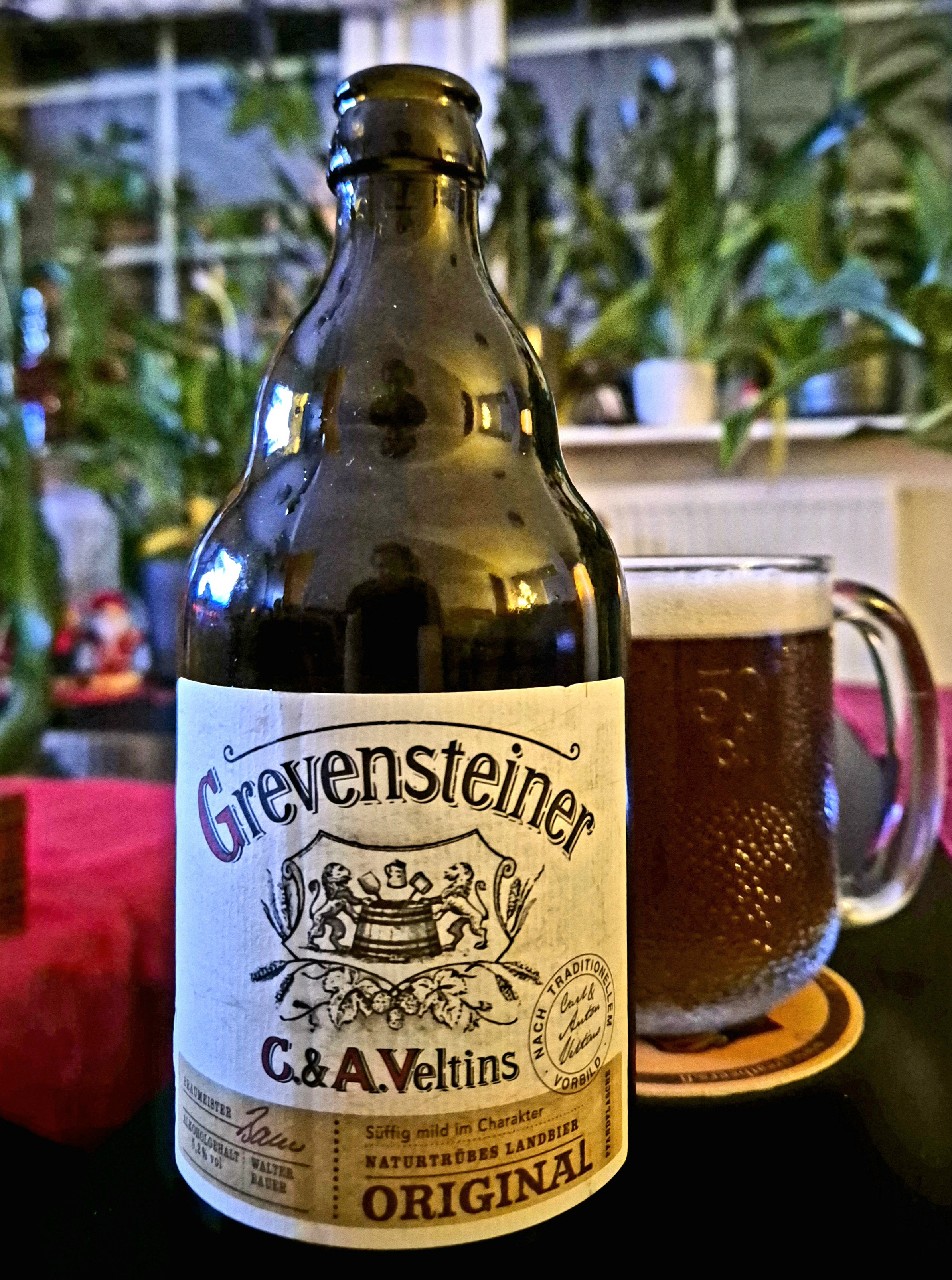 Grevensteiner Original Naturtrübes Landbier, Brauerei C.& A. Veltins