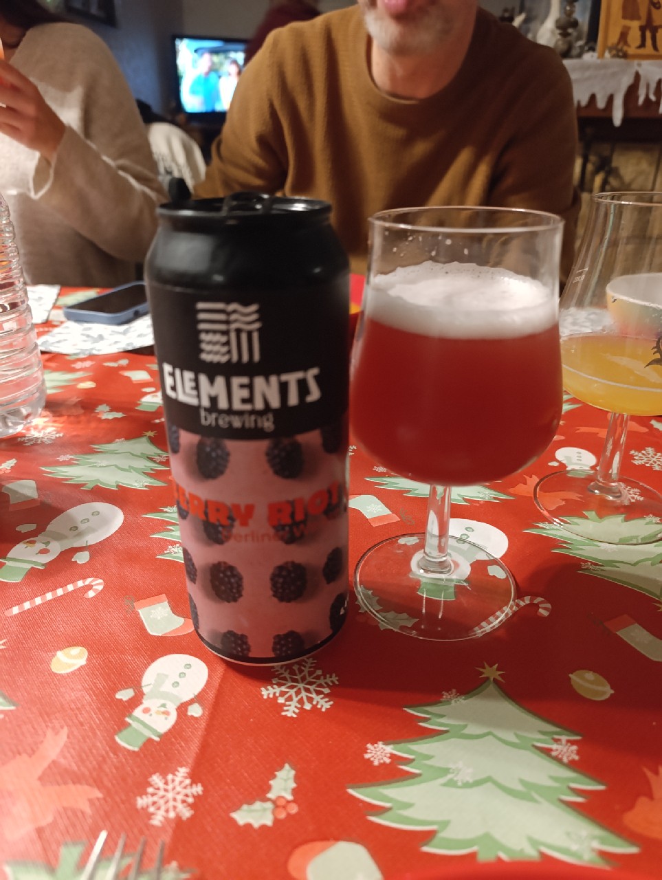 Berry riot, Elements Brewing