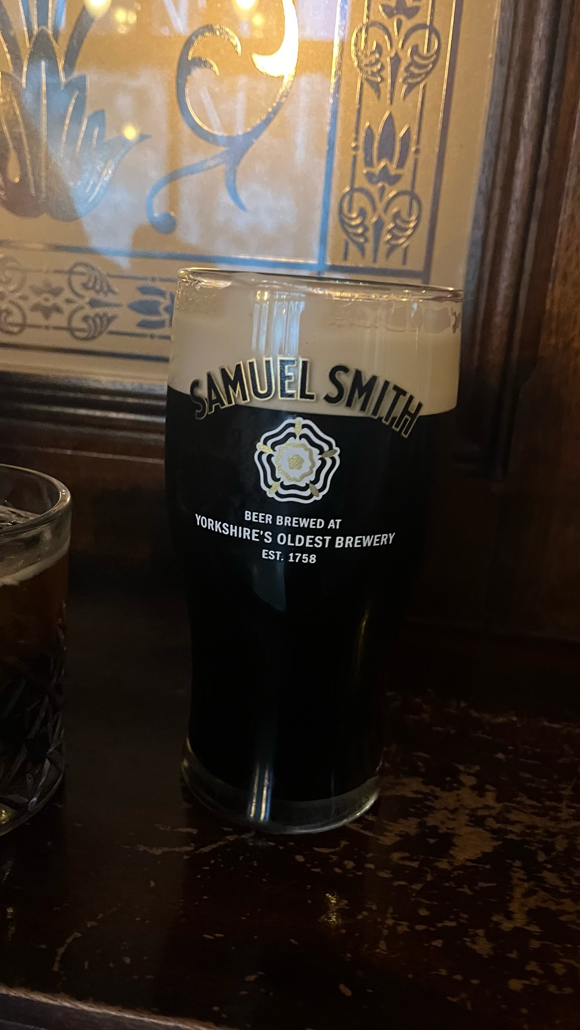 Old Brewery Samuel Smiths Extra Stout, Samuel Smith Old Brewery