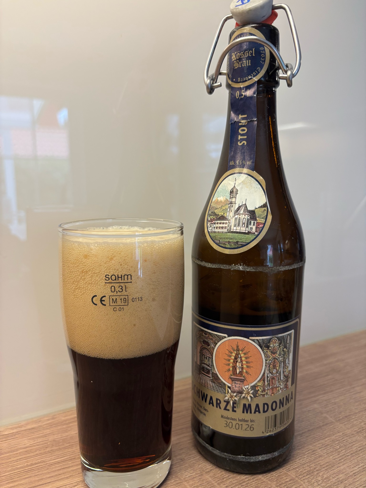 Mariahilfer Schwarze Madonna Stout, Germany