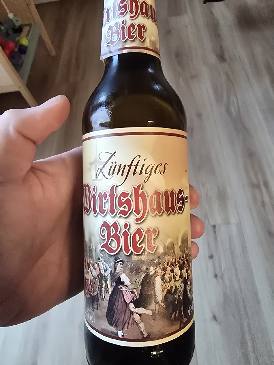 Zünftiges Wirtshaus Bier, Privatbrauerei Hösl