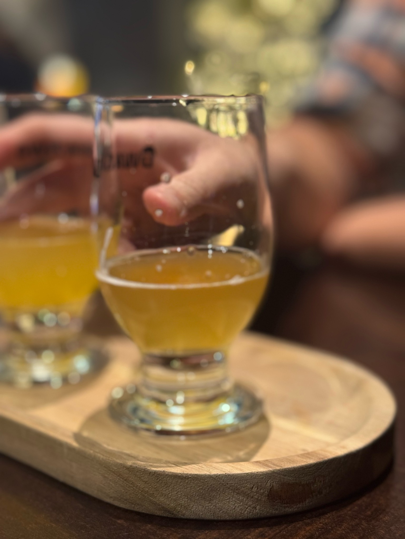 Uwaga Jurajska pomarańcia, Uwaga