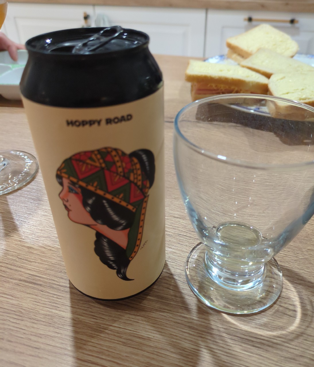 Gipsy Queen, Hoppy Road