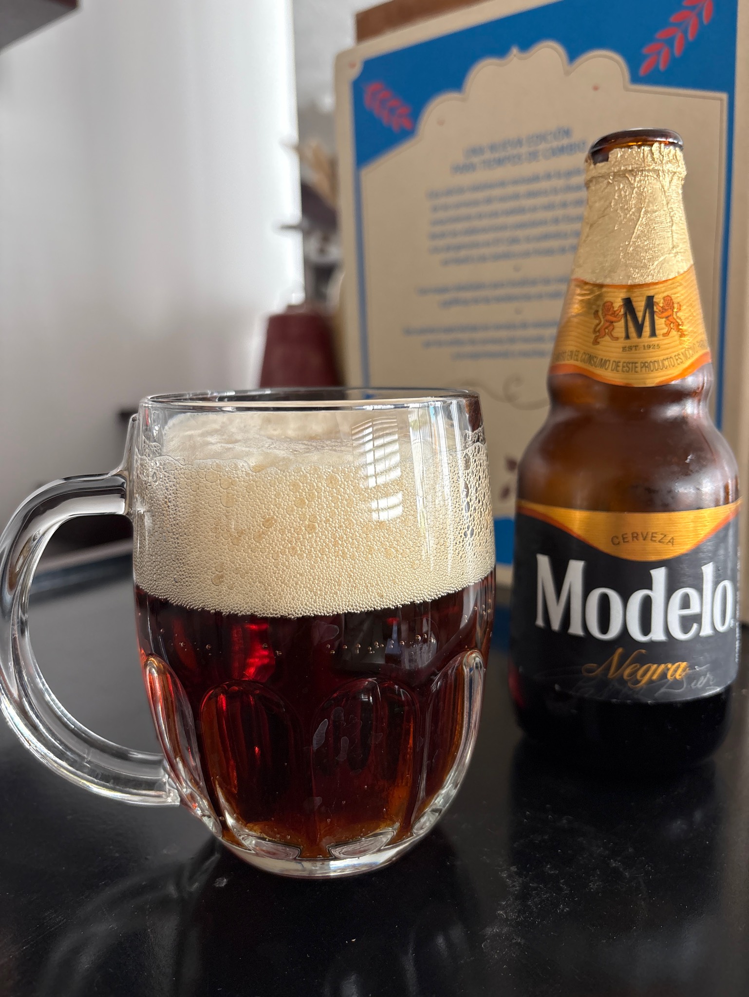 Modelo Negra / Negra Modelo, Grupo Modelo (ABInBev)