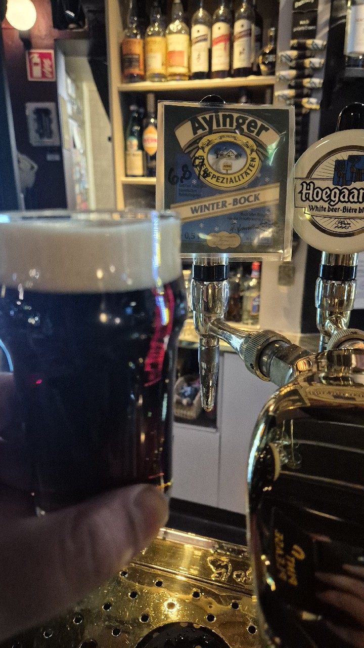 Ayinger Winter Bock, Ayinger Privatbrauerei