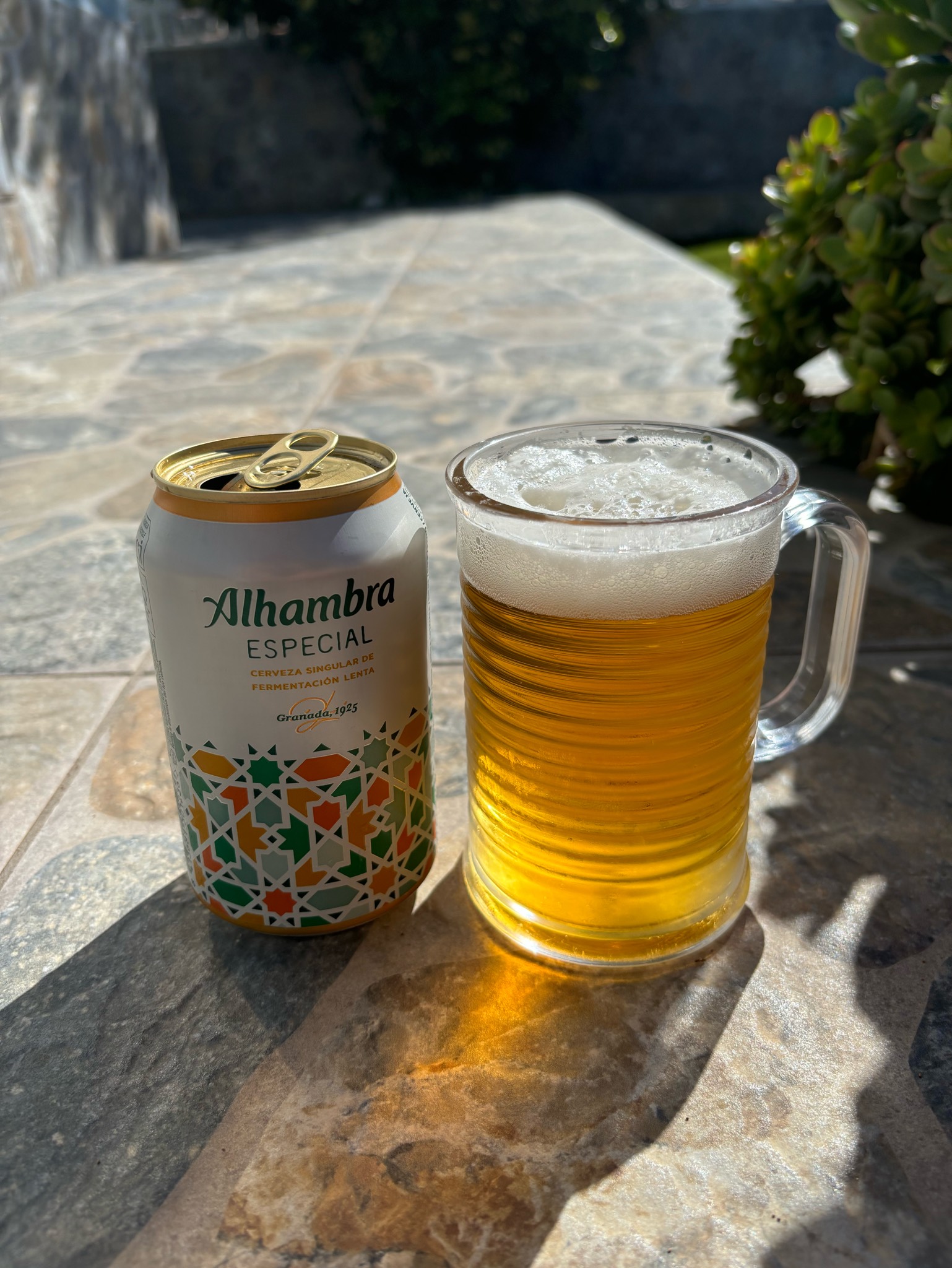 Alhambra Especial, Alhambra (Grupo Mahou-San Miguel)