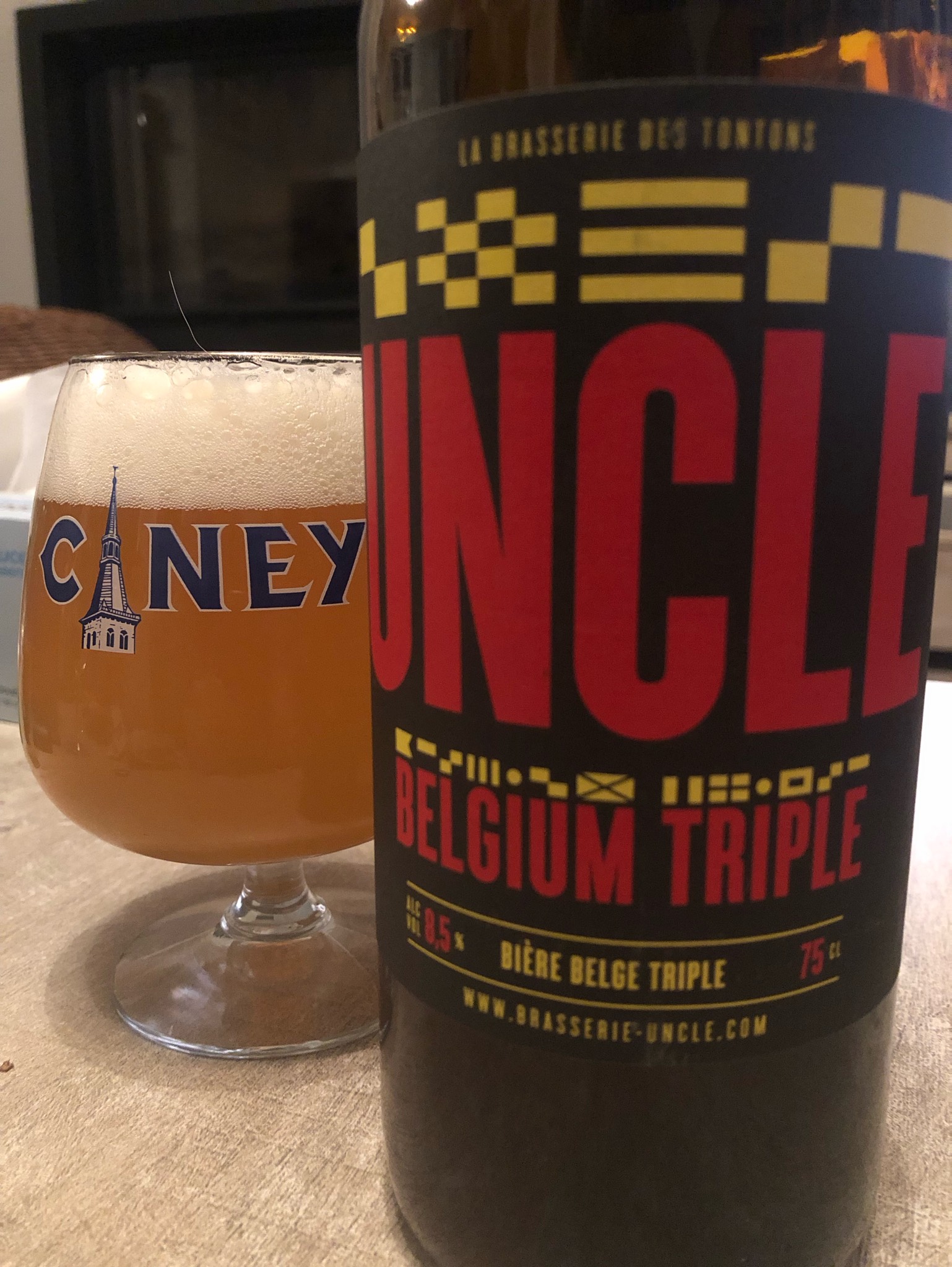 Uncle belgium triple, Brasserie Uncle