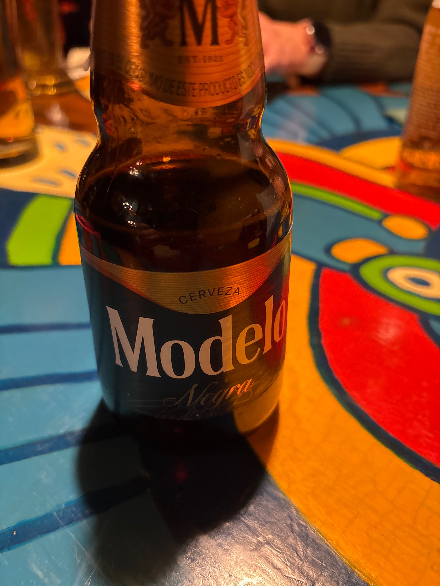 Modelo Negra / Negra Modelo, Grupo Modelo (ABInBev)