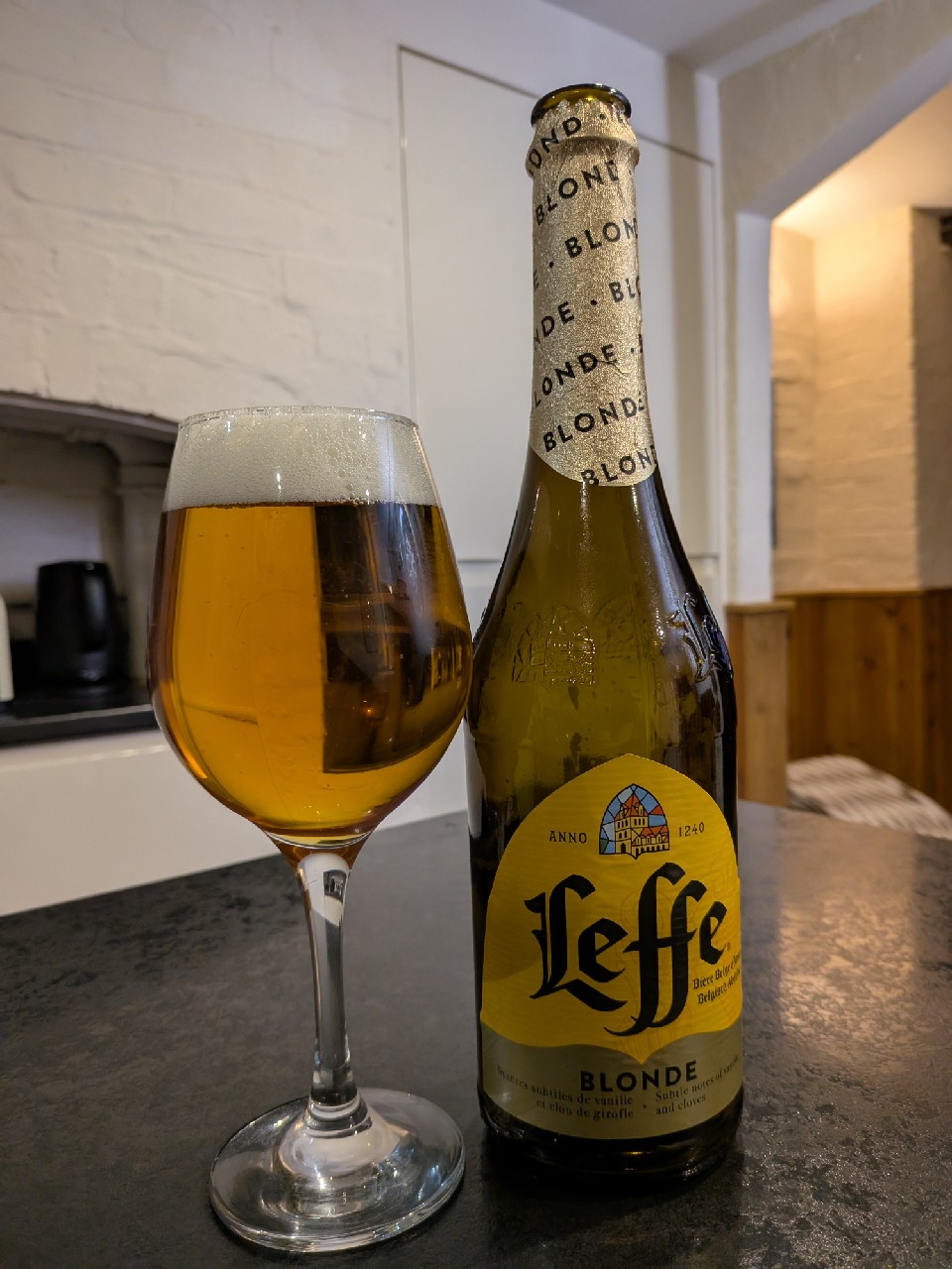 Leffe Blonde / Blond, Belgium
