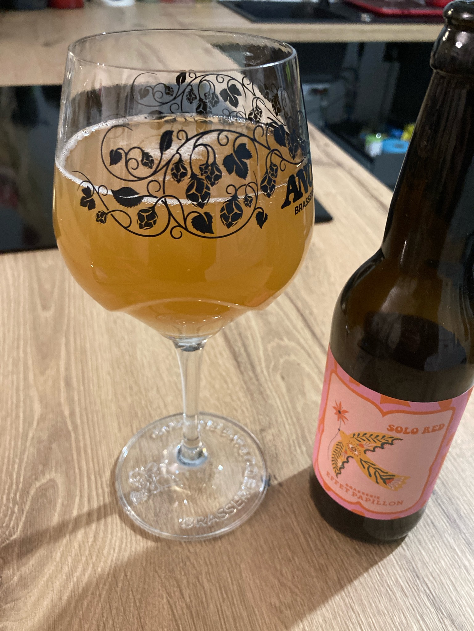 Solo Red, Brasserie Effet Papillon