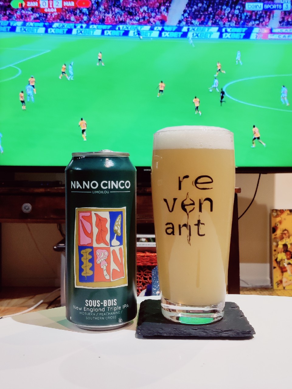 Sous-Bois, Nano Cinco