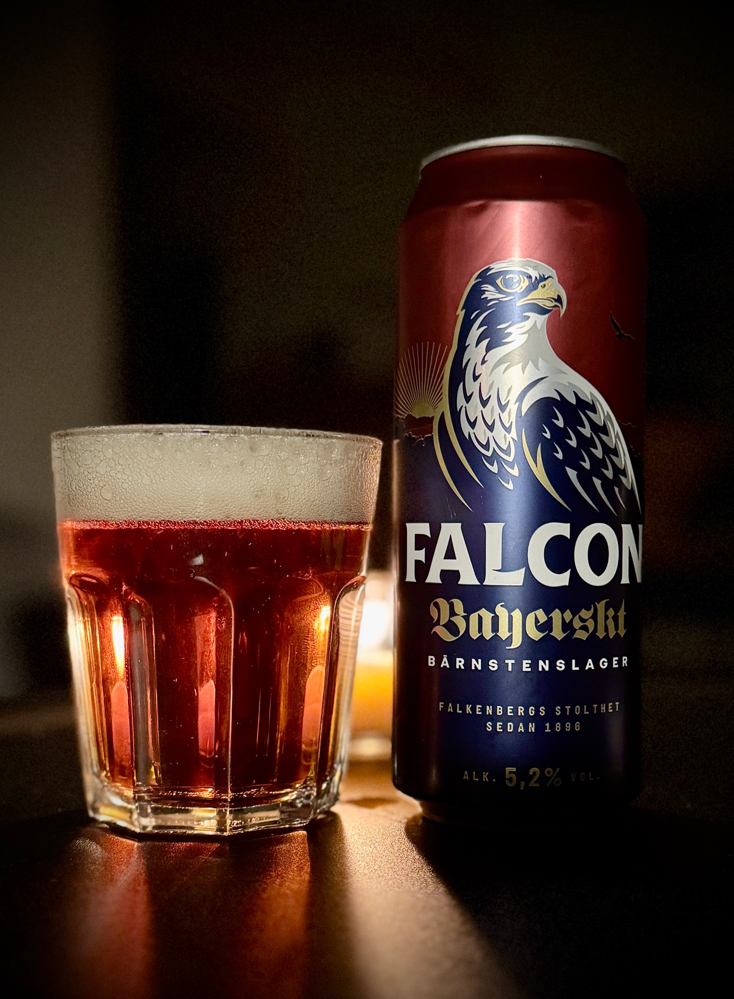 Falcon Bayerskt 5.2%, Carlsberg Sverige