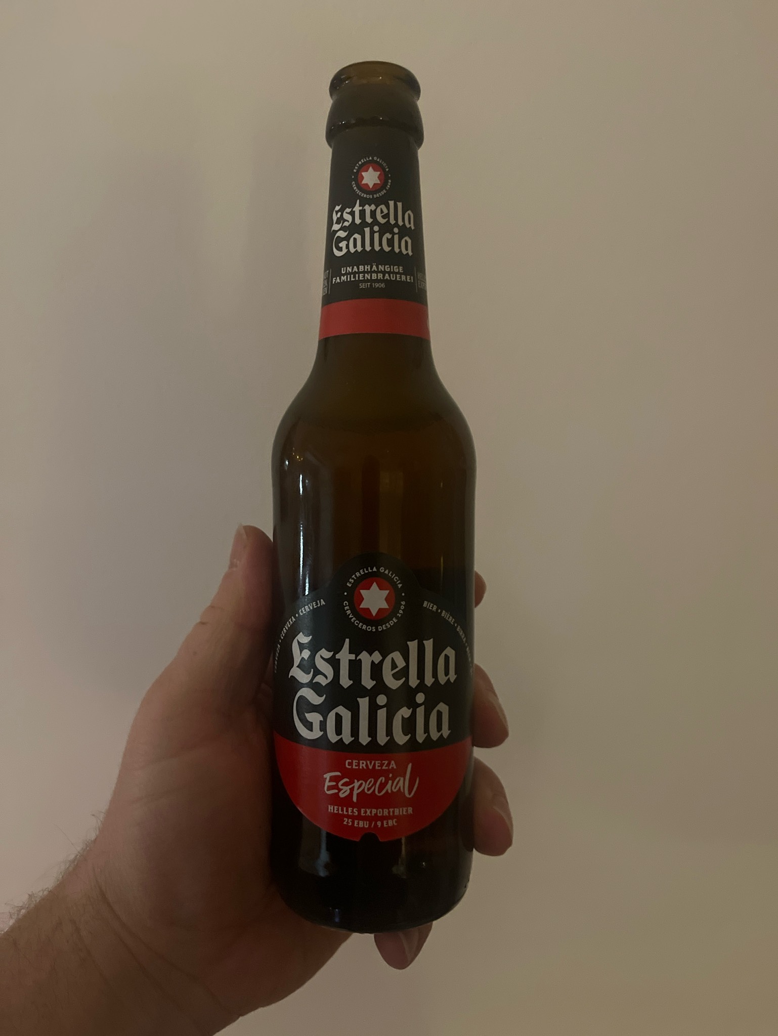 Estrella Galicia Especial, Spain