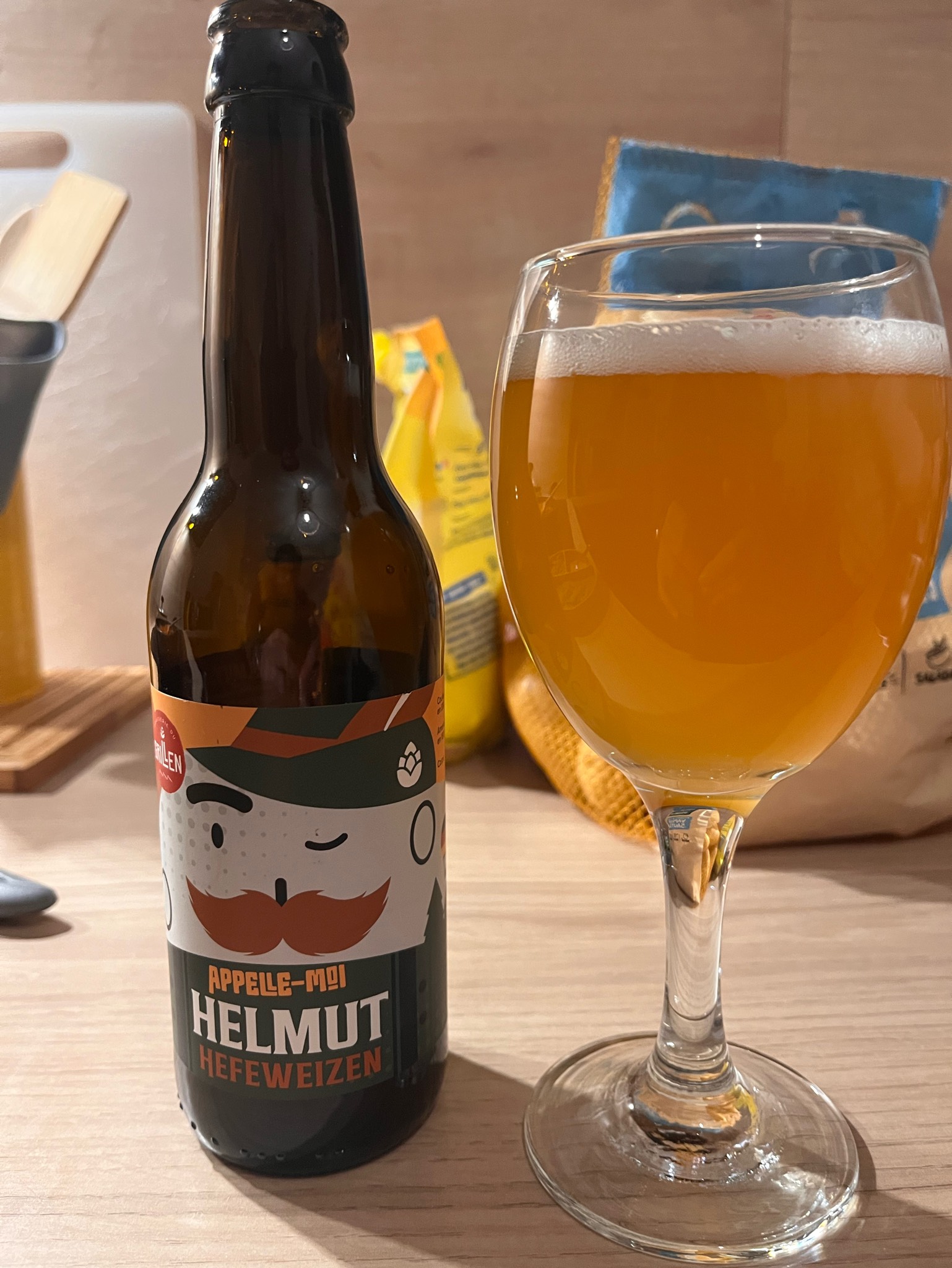 Appelle-moi Helmut, France