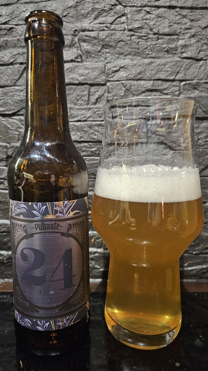 Pühaste 24, Estonia