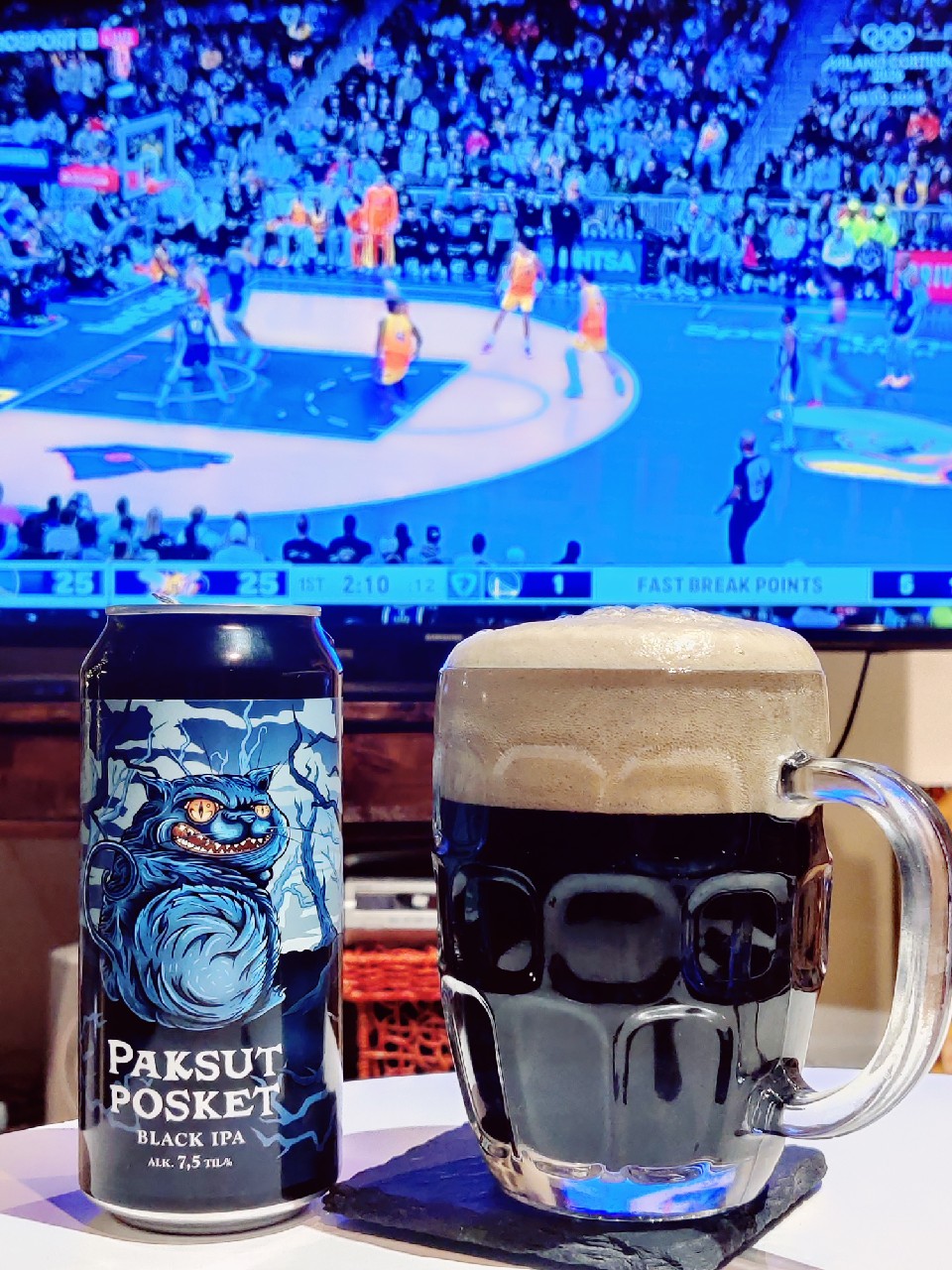 Paksut Posket, Finland