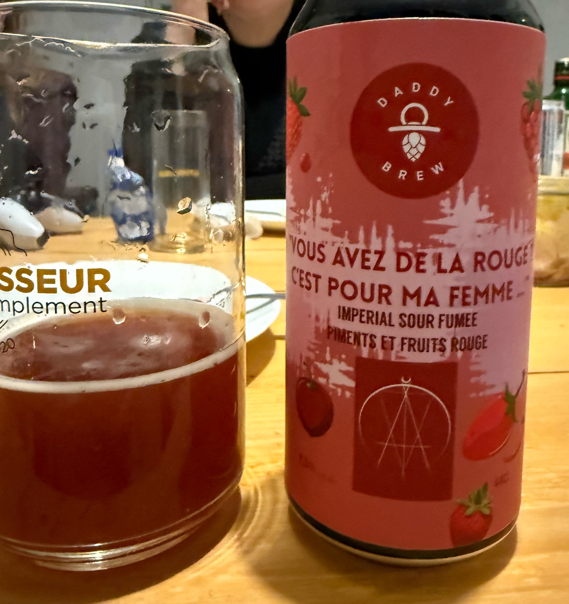 Vous Avez De La Rouge ? C'Est Pour Ma Femme..., Daddy Brew