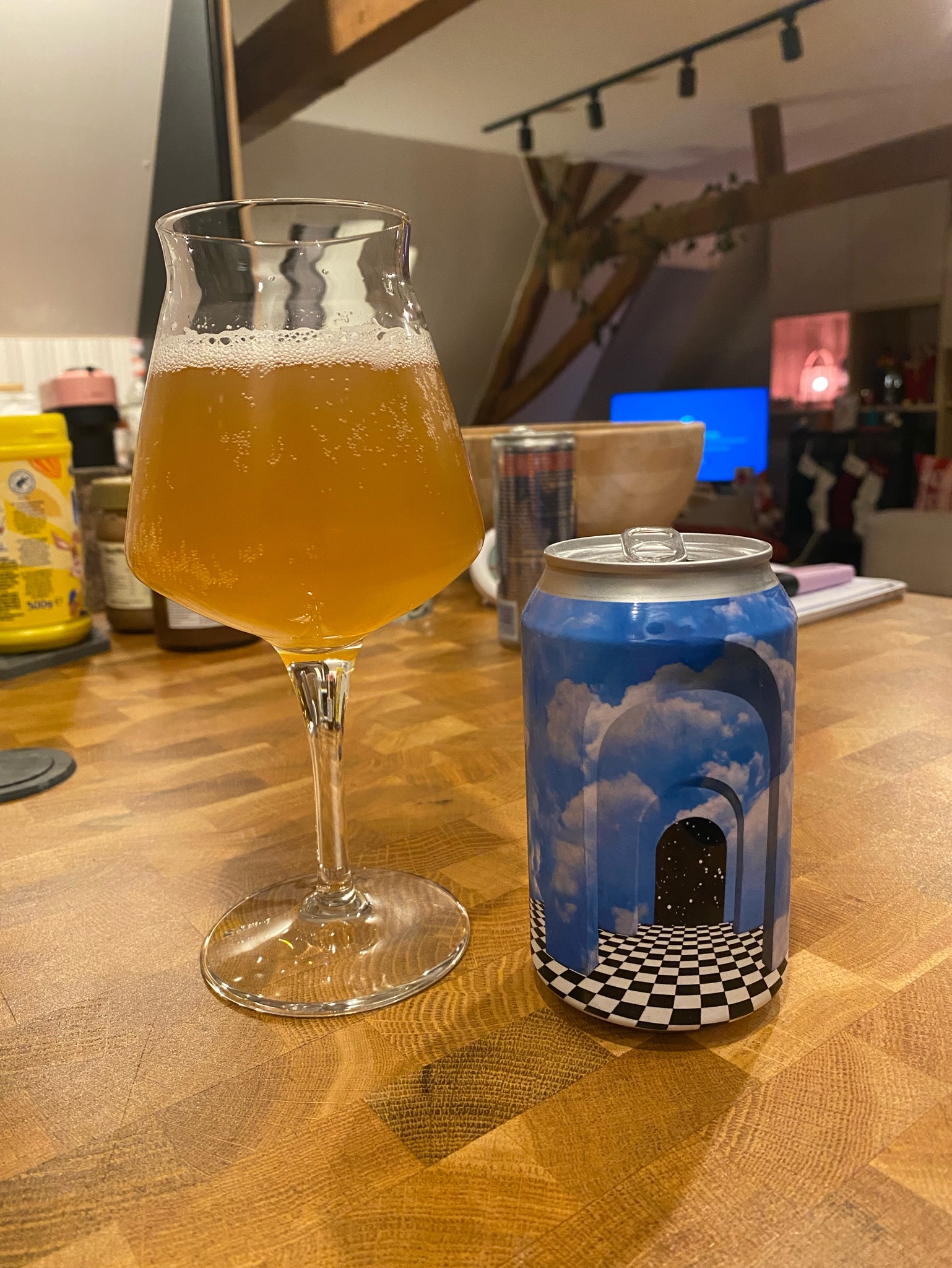 Abstinence absolue, Brasserie Surréaliste