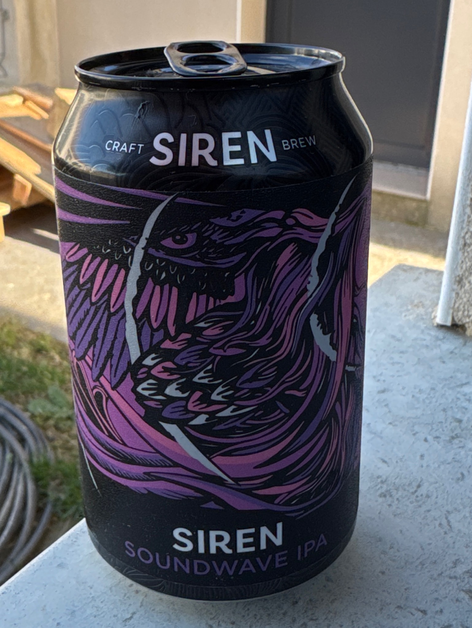 Soundwave IPA, Siren Craft Brew