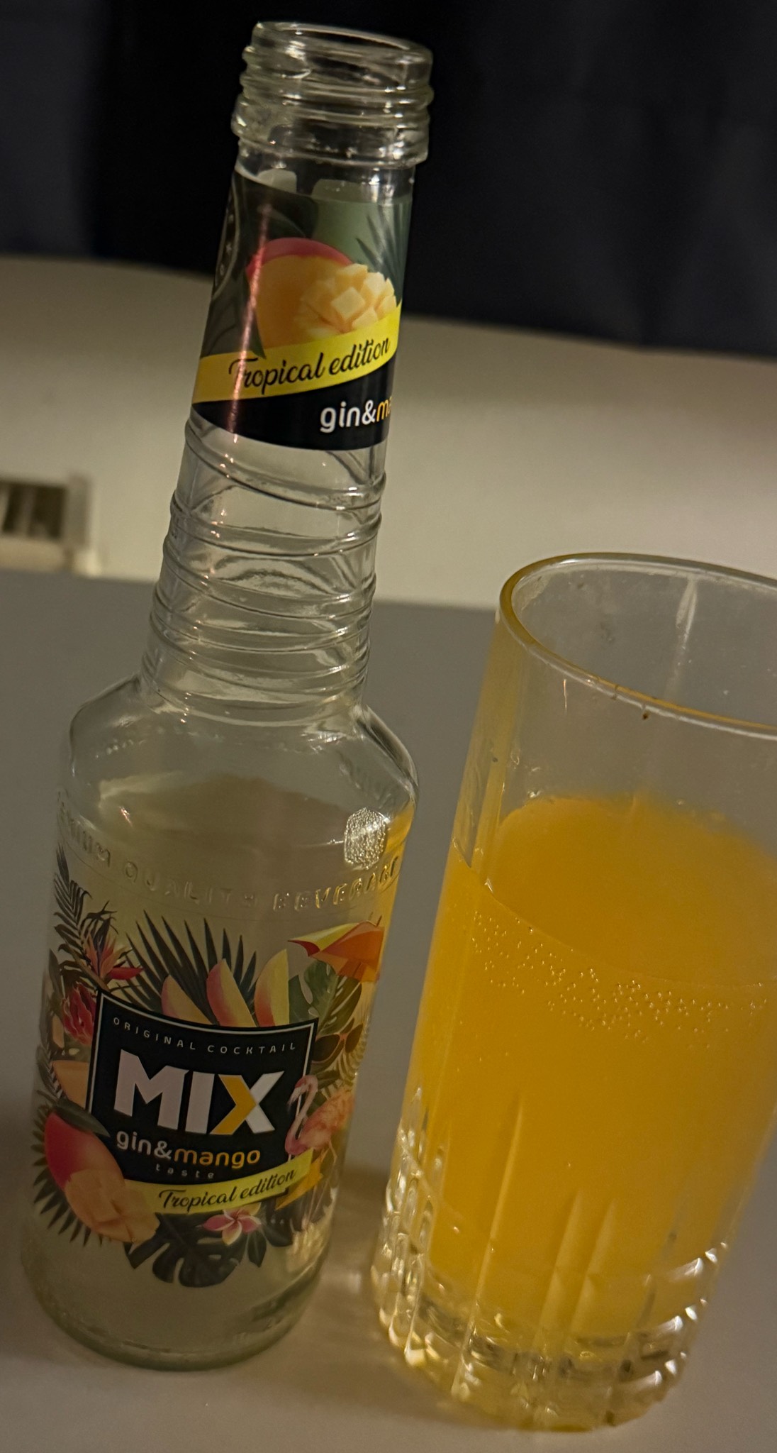 Mix gin & mango, MV Group Production