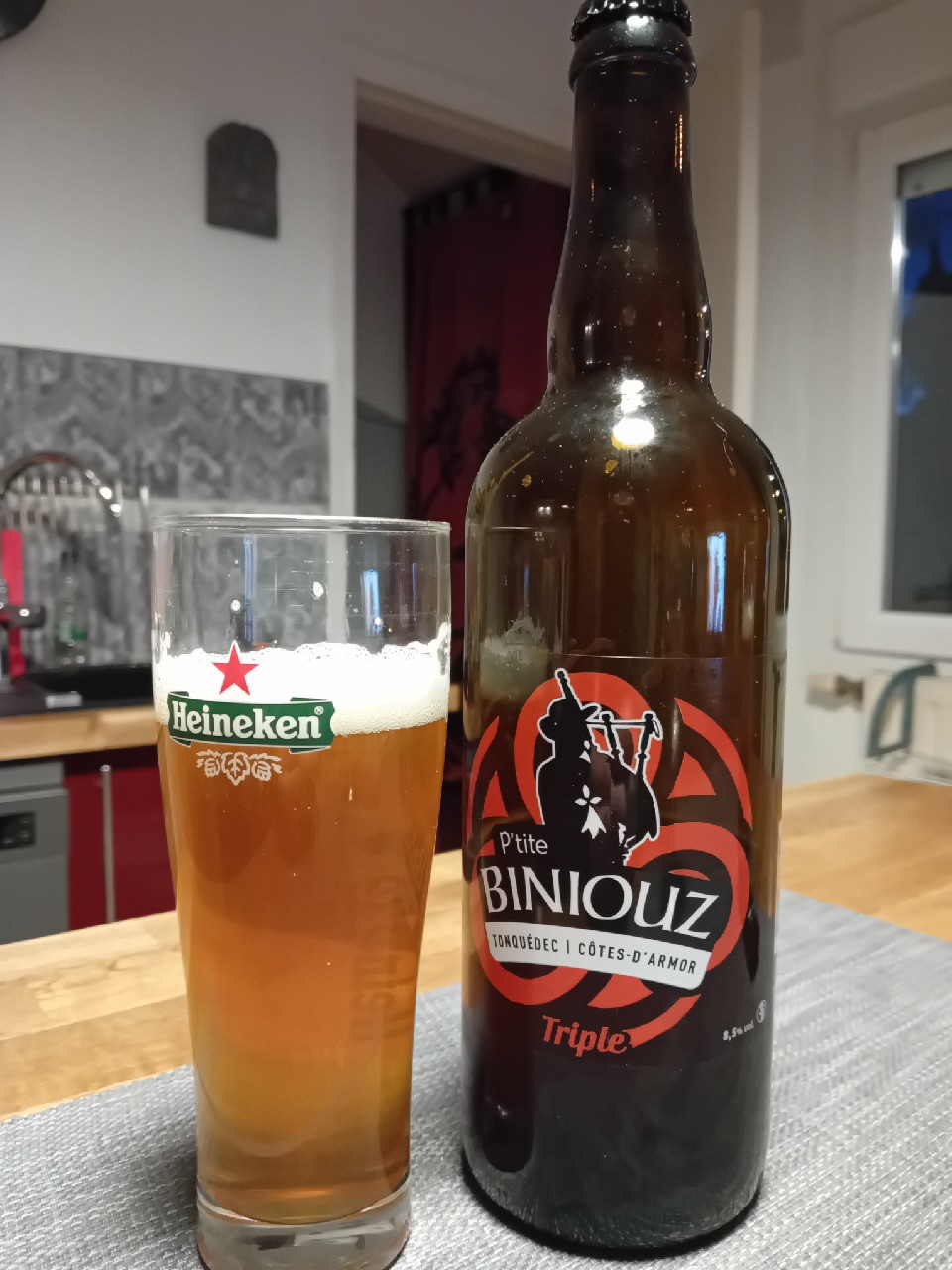 P'tite Biniouz Triple, Brasserie Régionale De L'Ouest (Ex L'Hirondelle - Ménez Bré)
