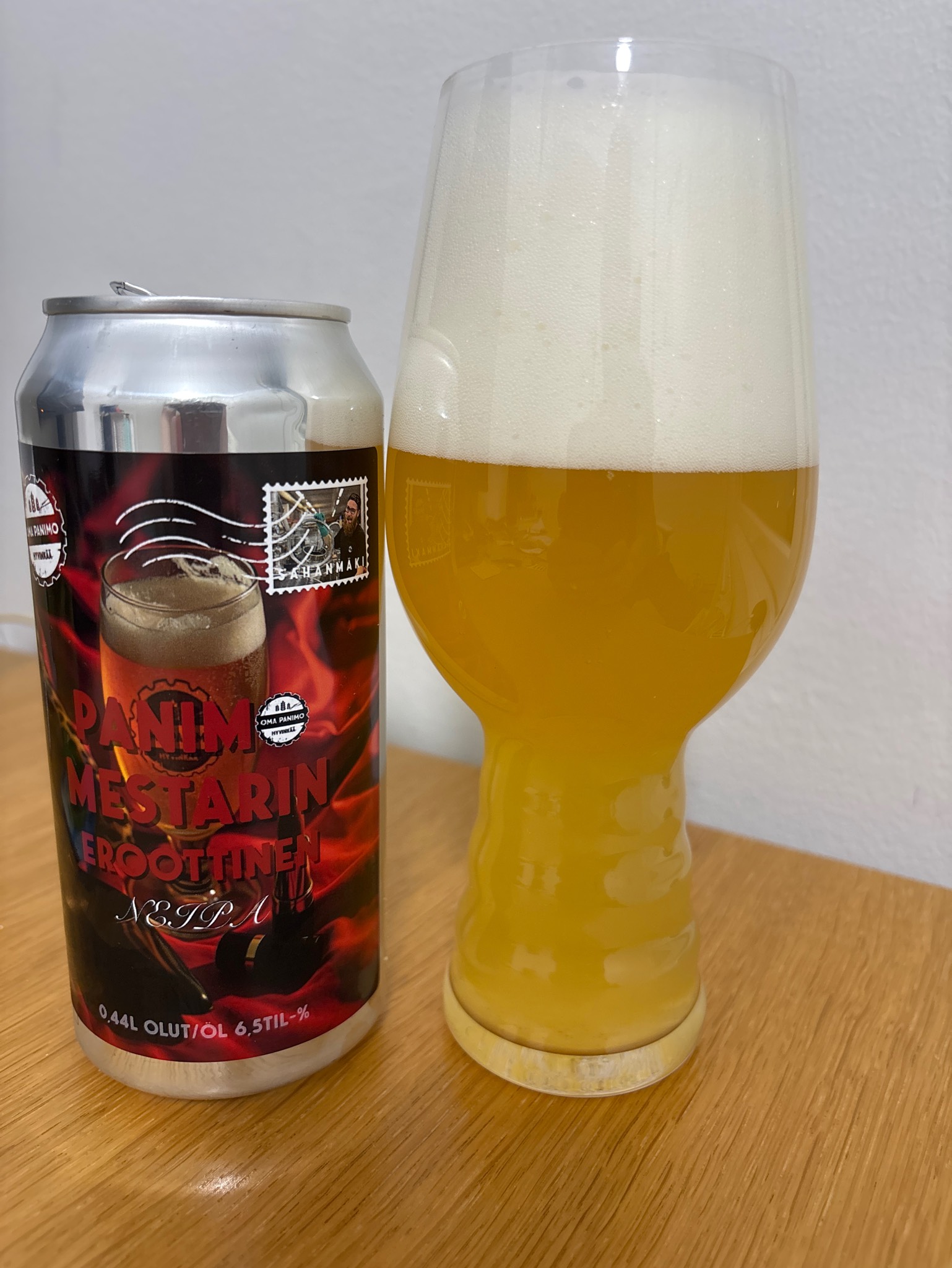 Panimomestarin Eroottinen NEIPA, Hyvinkään Oma Panimo