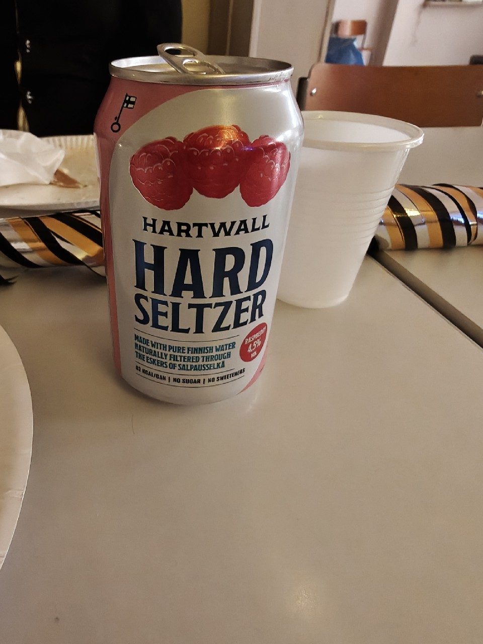 Hartwall Hard Seltzer Vadelma, Finland