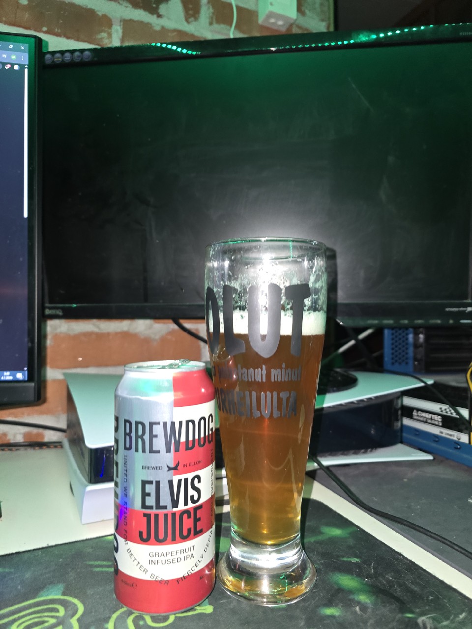 Elvis Juice, Scotland