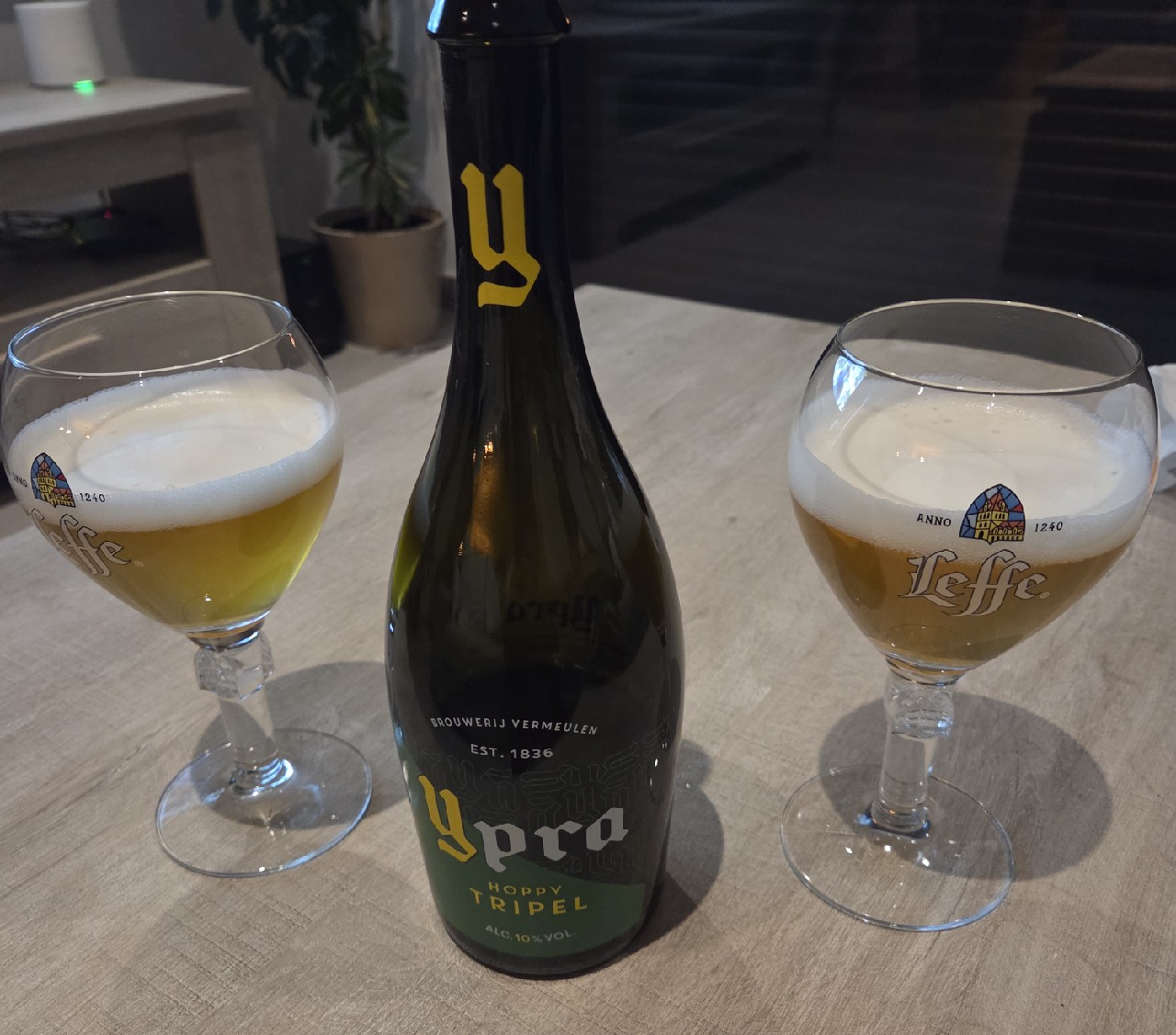 Ypra Hoppy Tripel, Brouwerij Omer Vander Ghinste