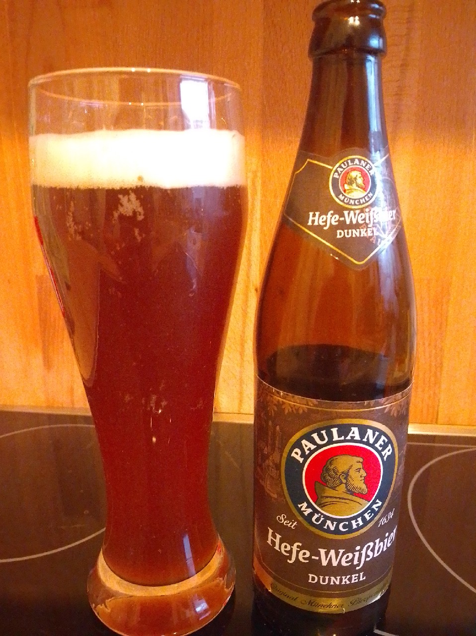 Paulaner Hefe-Weißbier Dunkel, Paulaner Brauerei